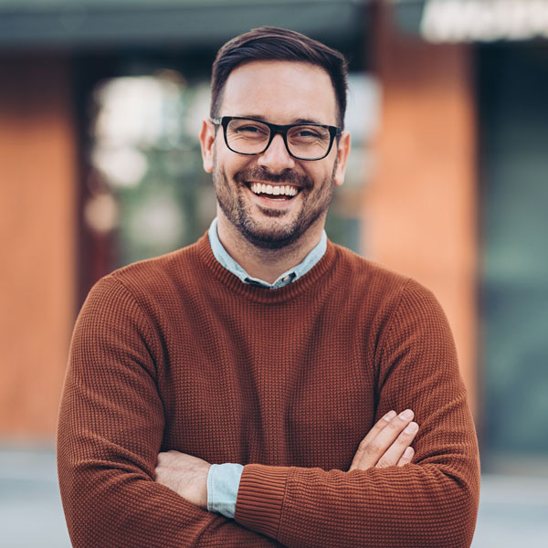 Leander-Smiles-1179420343